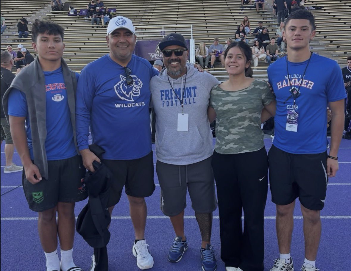 ManaVaka2's tweet photo. Had an amazing time at the @weberstatefb game this past weekend! Thank you @Tana_Vea @LSanft650 @CoachDHarbaugh @CoachJacobsonTJ @gavinfowler16 for the opportunity go wildcats! 🟣⚪️ https://t.co/AqkbSVh4c8