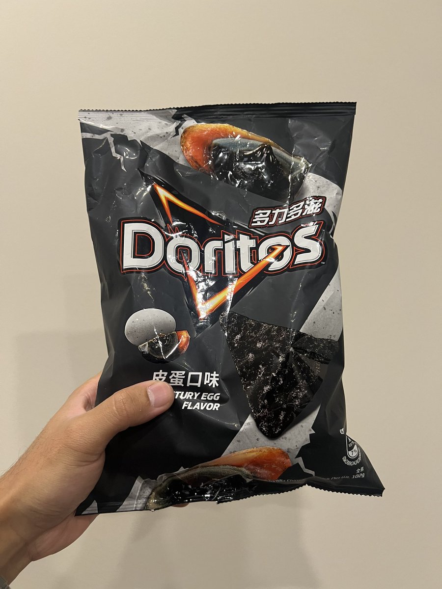 kebeansprouts's tweet photo. Doesn’t taste like century egg at all https://t.co/24dVb1WT5w