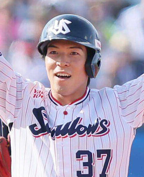 Dorapeinet's tweet photo. 【ヤクルト】山野辺翔に戦力外通告「現役をやりたいという思いもありながら…」今季は２１試合で打率２割３分１厘、３打点
https://t.co/75ytOVji35

　ヤクルトは２９日、山野辺翔内野手に来季の契約を結ばないと伝えた。山野辺は「現役もやりたいという思いもありながら」と意欲をのぞかせた。

... https://t.co/Jg6YJlLAAr