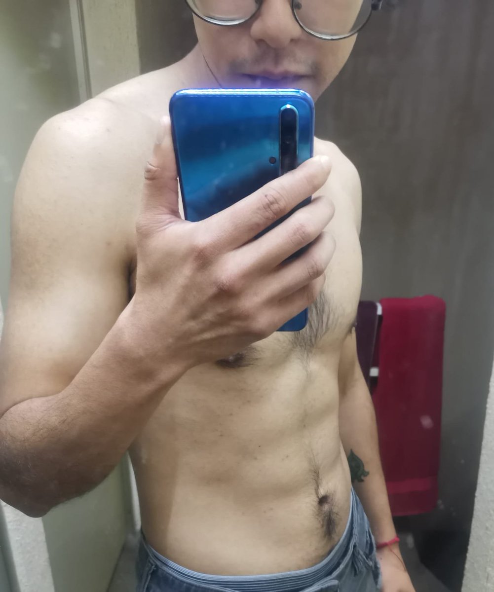 Heteroact0918's tweet photo. @aurorabunnyyy_ Uno así te sirve? https://t.co/EjnzqmA2og