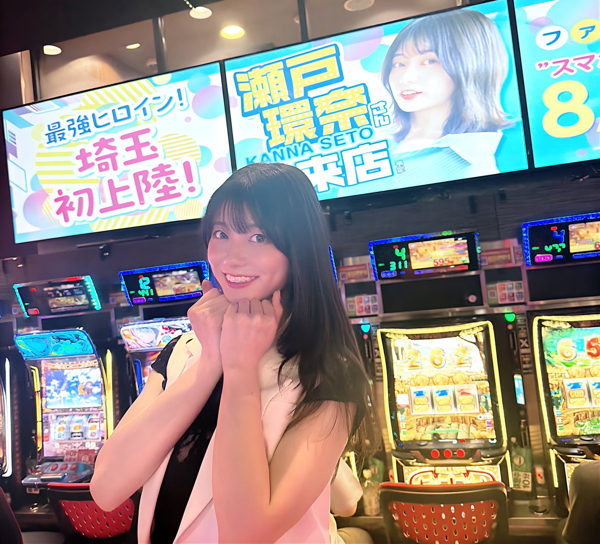 HunterGeno2zd's tweet photo. 地上波のアイドルにはいくら払っても会えないけど、セクシー女優のトップにはパチンコ屋で簡単に会えるのまじ神だよね https://t.co/sDMh1n7X2J