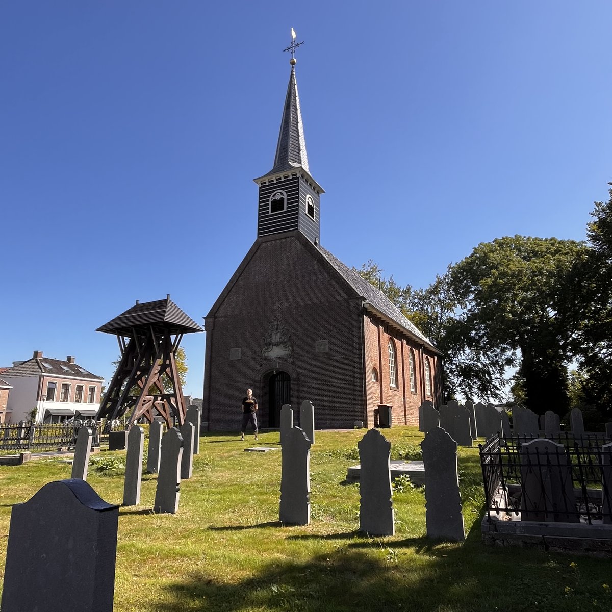 MitchellBahan's tweet photo. *** DONKERBROEK ***
Hervormde kerk &amp; klokkenstoel. #toeristineigenland #ontdekjeplekje #nederland #thenetherlands #travel #traveller #dutch #wanderlust #ignederland #ignetherlands #igtraveller #donkerbroek #ooststellingwerf #friesland #fryslân https://t.co/htfzUPtnEM