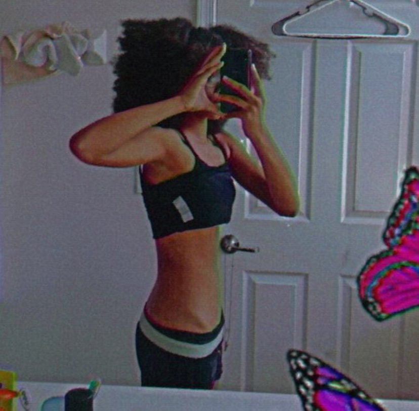 starbimbo__'s tweet photo. Tw bc 
- 
-
I literally need my body from 2/3 years ago likeeee bring me there immediately 😔 https://t.co/39qtwHVQ33