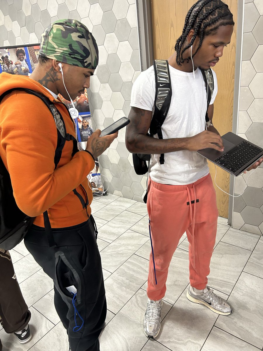 freakgod123's tweet photo. https://t.co/VjbTnwzVlv