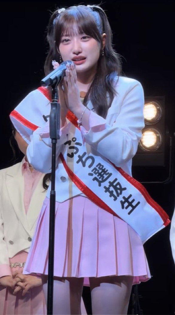 kanadedayodayoz's tweet photo. 太ももやっばい💕色白肉厚の太ももがち効く💕でっかくなったの太ももに擦り付けたい💕💢
 #今日好き #妄想 #連れおな #オナペ https://t.co/oTq4o8go15