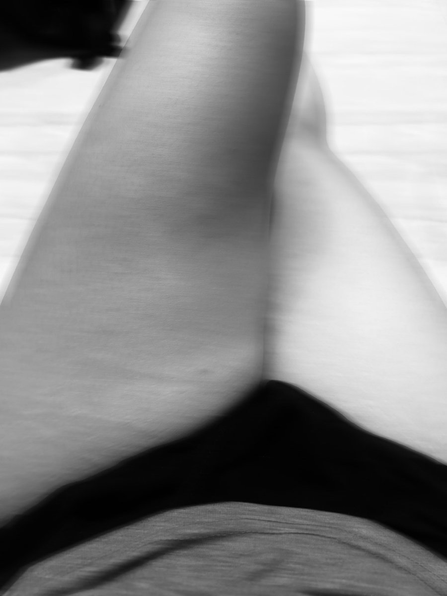 Trese9007's tweet photo. Thighs cause why not https://t.co/kdAUkbW8ra