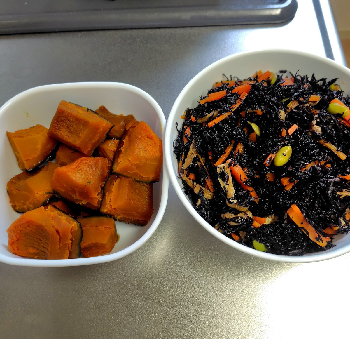 yu_skow32's tweet photo. 得意料理はカボチャの煮付けとひじきの煮物。
というか作れるのがこれだけ笑

好みが完全我がばあちゃん化してる👵🏻 https://t.co/nQNzKrDvDP
