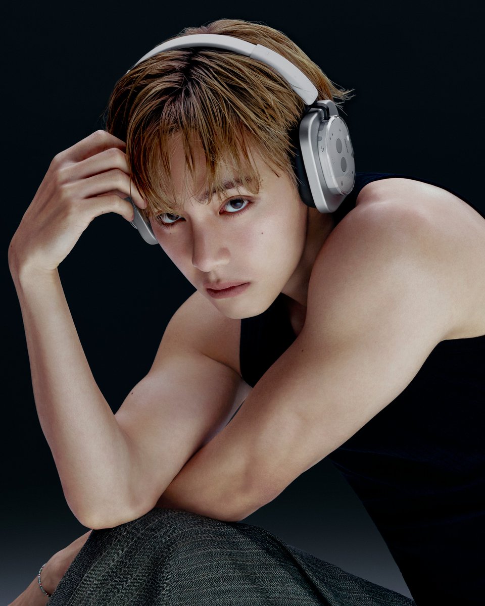 Kstyle_news's tweet photo. BTSのV、ロンドン発のテクノロジーブランド「Nothing」新たなグローバルアンバサダーに抜擢！

▼キャンペーン映像を公開🎧
https://t.co/KehQmjD6z0 https://t.co/kvQIxXaw93