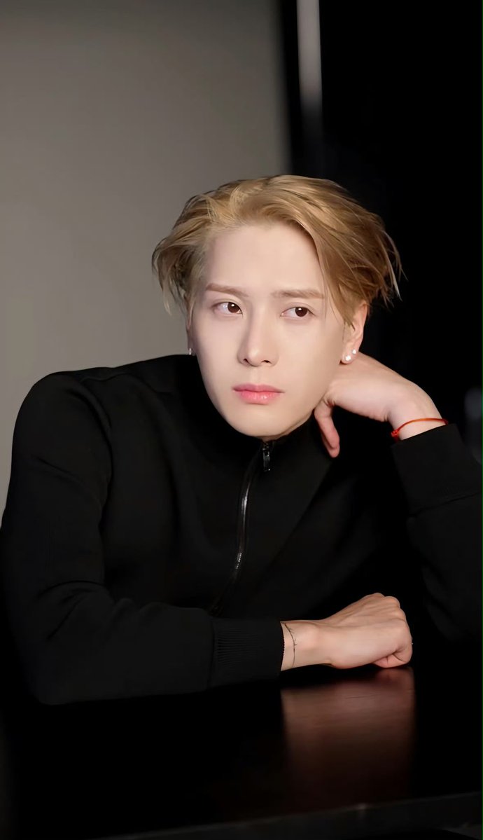 nafnsinghtophe1's tweet photo. หนุ่มหล่อผมทอง ✨️✨️
#JacksonWang https://t.co/HNcJOV8Mow