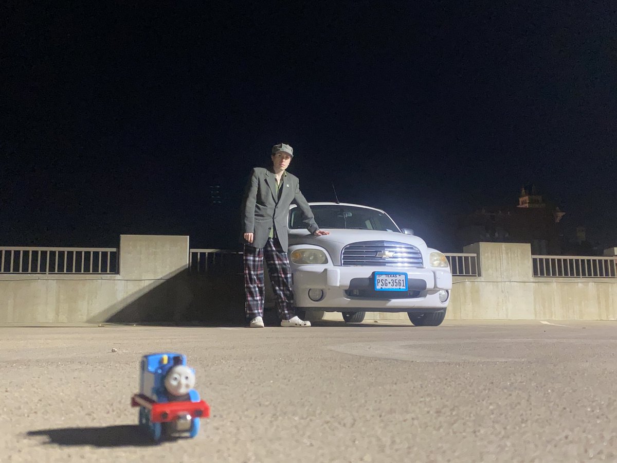 DevinTTTE's tweet photo. Thomas, Me &amp; my Car in WAX 💙 #thomasthetankengine #thomastakealong #thomasandfriends #thomasfan #chevyhhr https://t.co/jHoNU6bUoh