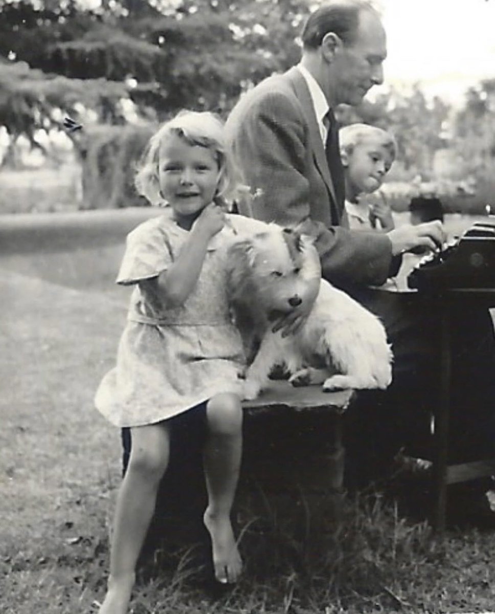 DelreyFanpage1's tweet photo. $DELREY thesis:

They called it just a white dog.
But Maye Musk keeps putting the same white-dog archetype in the spotlight  and now there’s a name attached: DelRey.

From a white dog in old memories to a white dog walking beside her today.
The lore is writing itself. 🐕‍🦺

$DELREY the white dog with a story.