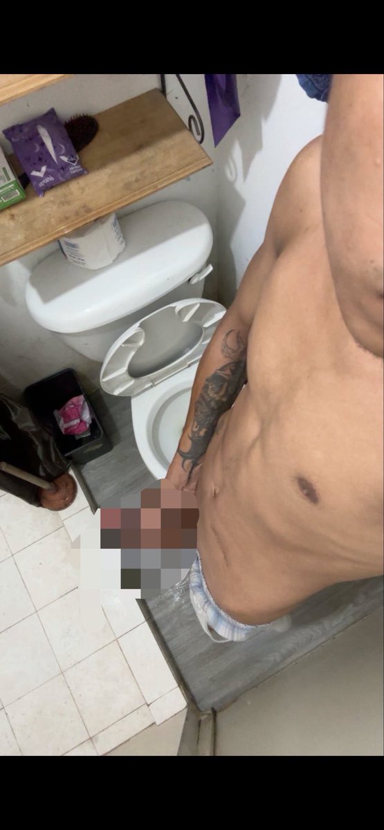 packdechavosnl's tweet photo. Otro que le gusta coger con hombres 🫣 
Su foto en mi Telegram $20 pesos 
#hetero #heteroengañado #engañado #hot #HeteroMTY #mty #caliente https://t.co/GHC3cFhQXU