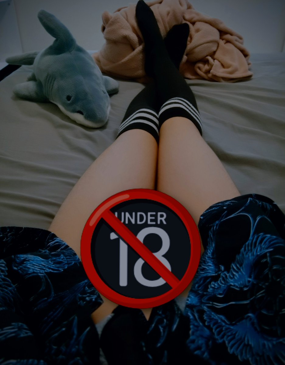 Tocadex's tweet photo. Unemployed femboy~ 💙 https://t.co/3KwqXrS8f2