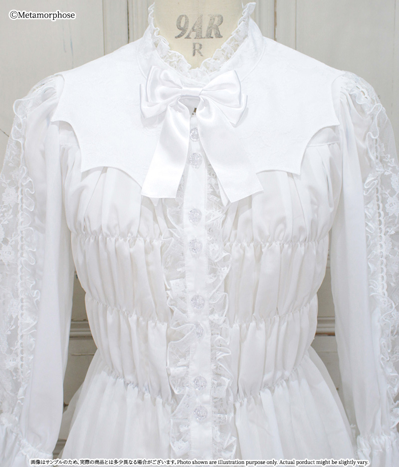 MetamorphoseEng's tweet photo. ✨COMING SOON ✨
Shirring Blouse with Bat Collar 🦇
 
Our unique bat collar blouse arrives this Friday!
Available in Off White only 🤍
 
https://t.co/dPLgS6gRBH
 
#blouse #batcollar #shirringblouse
#metamorphose #mtdf #Lolitafashion https://t.co/65UmOQP06Y