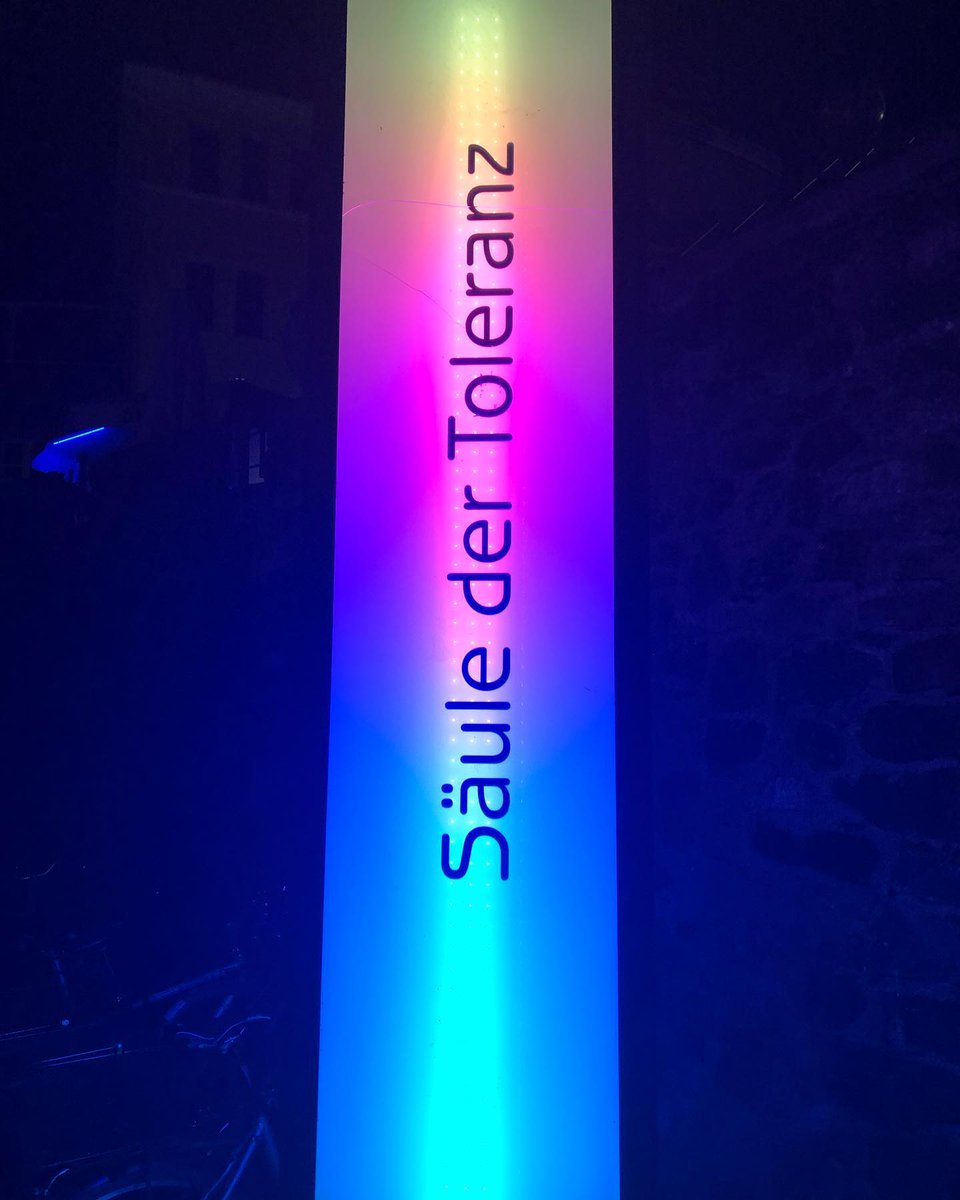 Alvan22's tweet photo. Evening in the City π
#freiburg #toleranz #haveagreatday #enjoylifeπ― #evening #freiburgbynight #nightlife #citylights #citylight #rainbowoftolerance https://t.co/EevVJ1Nfnv