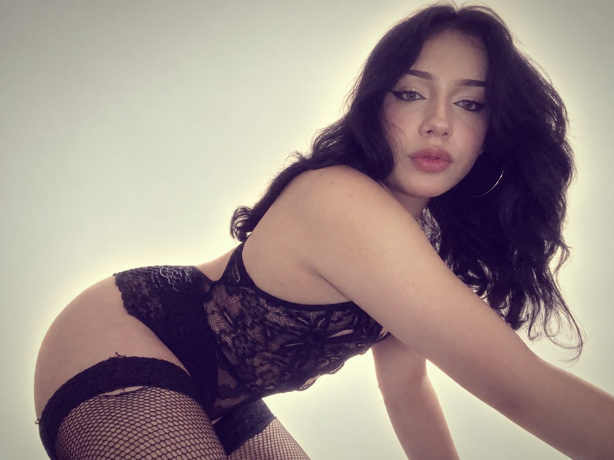 Valetrns's tweet photo. Ojalá y alguien estuviera aquí conmigo 😿

#trans #gdl #transgdl #femboyespañol #gaygdl #sexy https://t.co/MCXud1feu2
