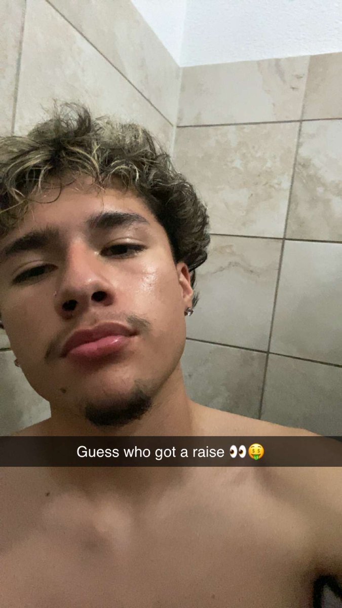 Htxissaccc's tweet photo. Who wanna give me another raise? #htx #tx #texas #latino #hispanic #hmu #rt #follow #dl #papa https://t.co/W5Thn8gfDG