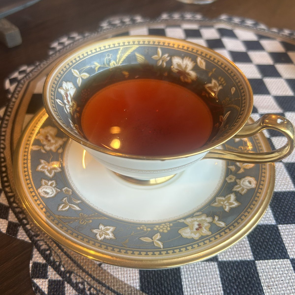 matarumataru's tweet photo. 今更投稿
連休１日目に行ってたバイキング

アイスティー、アイスコーヒー
緑茶(アイス)、紅茶(ホット)
香りが良くドリンク全て美味しい

スイーツは補充無し
えっ…バイキング…ですよね？
ってモヤモヤで終わった
詳細は伏せます

↓の急遽予定変更ってのは
お腹に余裕出来たからなのよ😅 https://t.co/aVykervBww