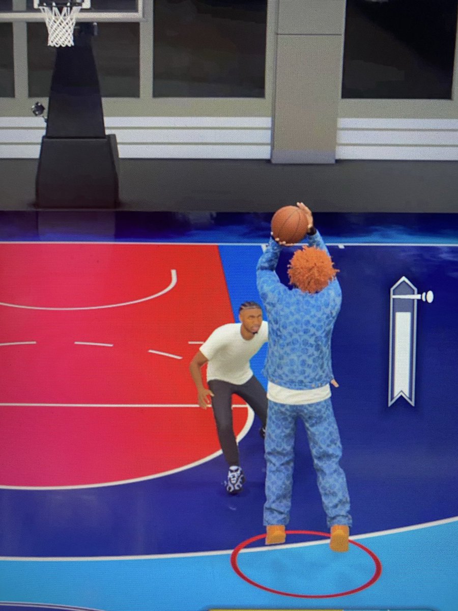 trymeifuwantbih's tweet photo. @StoryOfSwantE @Beluba I got legend deadeye and somehow a “light contest” has no green window but a “solid contest” has a green window. 👍🏽👍🏽👍🏽I don’t shoot with meter on, but I had to check because contested shots have just been awful since patch. https://t.co/GMRwuIwmer