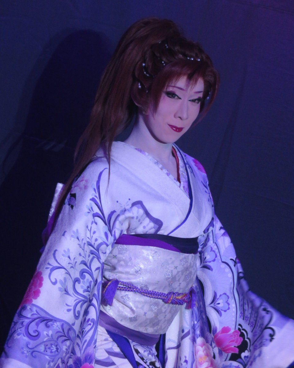 kayoko114's tweet photo. 9/27 鈴成り座
のぼる＆千春＆優翔＆神龍4人祭り
(夜)舞踊ショー
#花組むらさき 
特別ゲスト
#椿千春 https://t.co/3ahyroJRGl