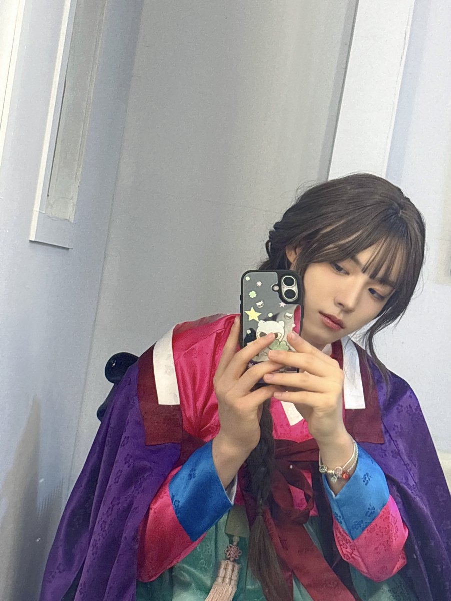 KEYVITUP_inkode's tweet photo. [#세나]

앞으로도 세나 잘 부탁드립니다.
- 세복 -

#SENA
#KEYVITUP #KVP #키빗업 https://t.co/YHbe1eqMtU