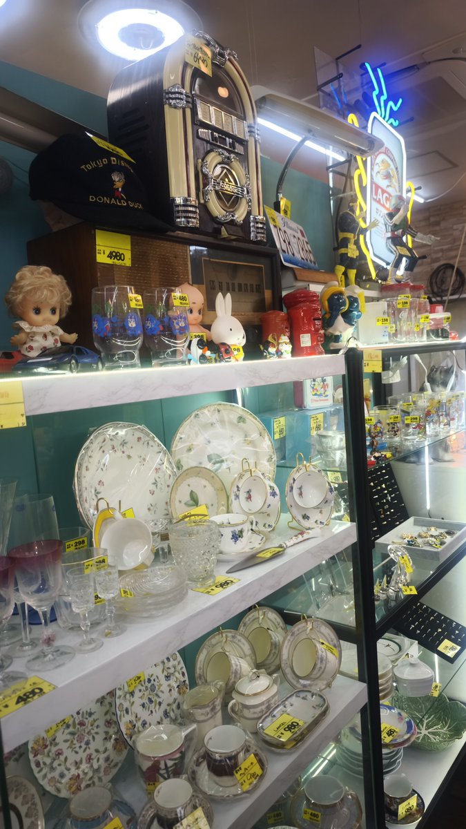 kaitoriGO's tweet photo. 買取Go!!栄和店です！

家電はもちろん、アンティークや小物なども取り揃えております！
掘り出し物が見つかるかも…？🥺
是非お気軽に覗いてみてください！

【定休日】なし
【営業時間】10:00〜19:00
【駐車場】⭕️
※詳細はアカウントに飛んでみてください！

#さいたま市 #さいたま市桜区 https://t.co/09x8jYbF9z