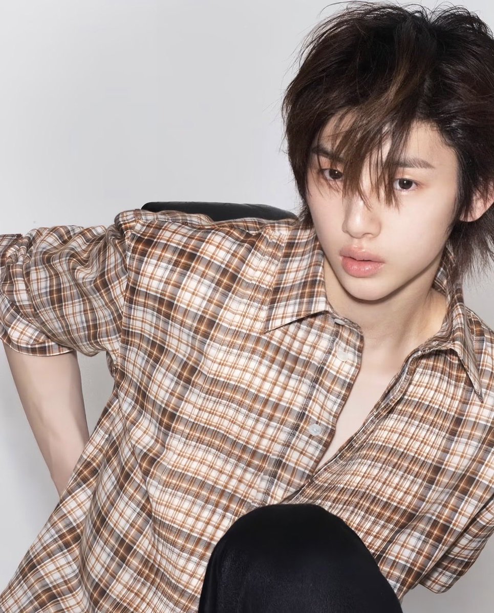jjuhoonsm's tweet photo. and then beige pulled up https://t.co/sqyWoGd6dO