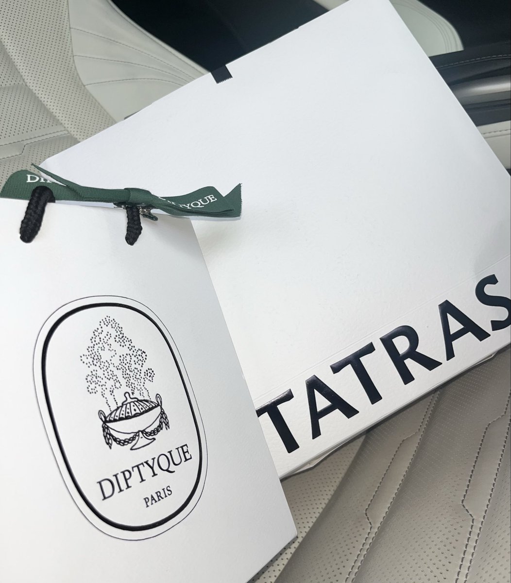 s_k_2900's tweet photo. 🎂🎁🙏
@diptyqueparis 
@tatras_official https://t.co/jPcIhXzPh5