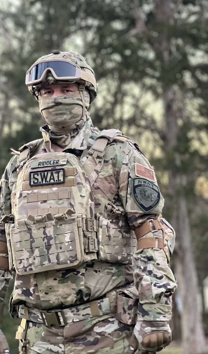 SWAT_Studios23's tweet photo. camo swat https://t.co/Lrd1yN41gP