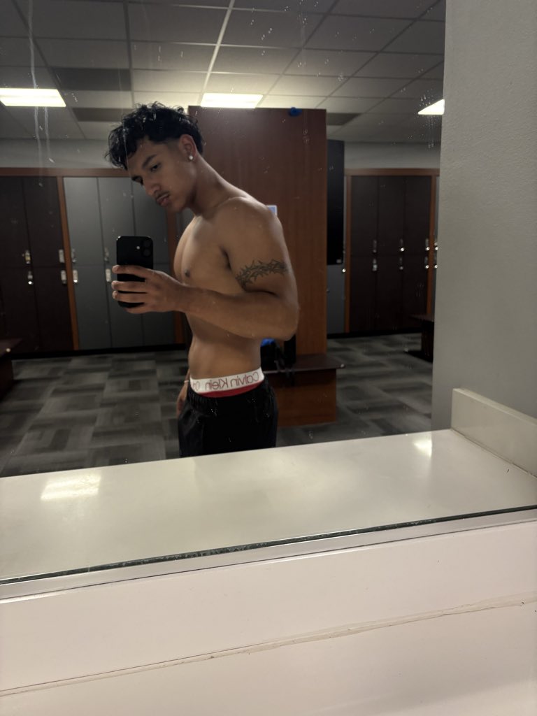 trevii_noo's tweet photo. new week hello! #satx #latino #sanantonio #teen #freak #gym #fitness #lean #body #muscle #straight #texas #atx #hmu #dtx #htx #tx #texas #workout #training https://t.co/ioA798aerX