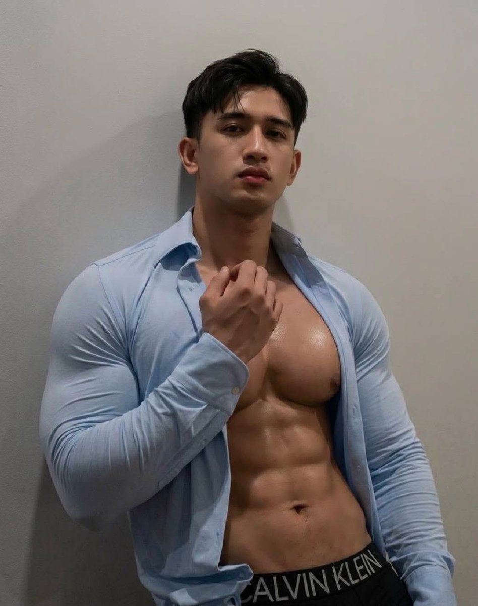 LokiaeroB's tweet photo. A busy day at work, coming home just want to ...💦💦 🤫🤣 https://t.co/KgnJyJ0yBr