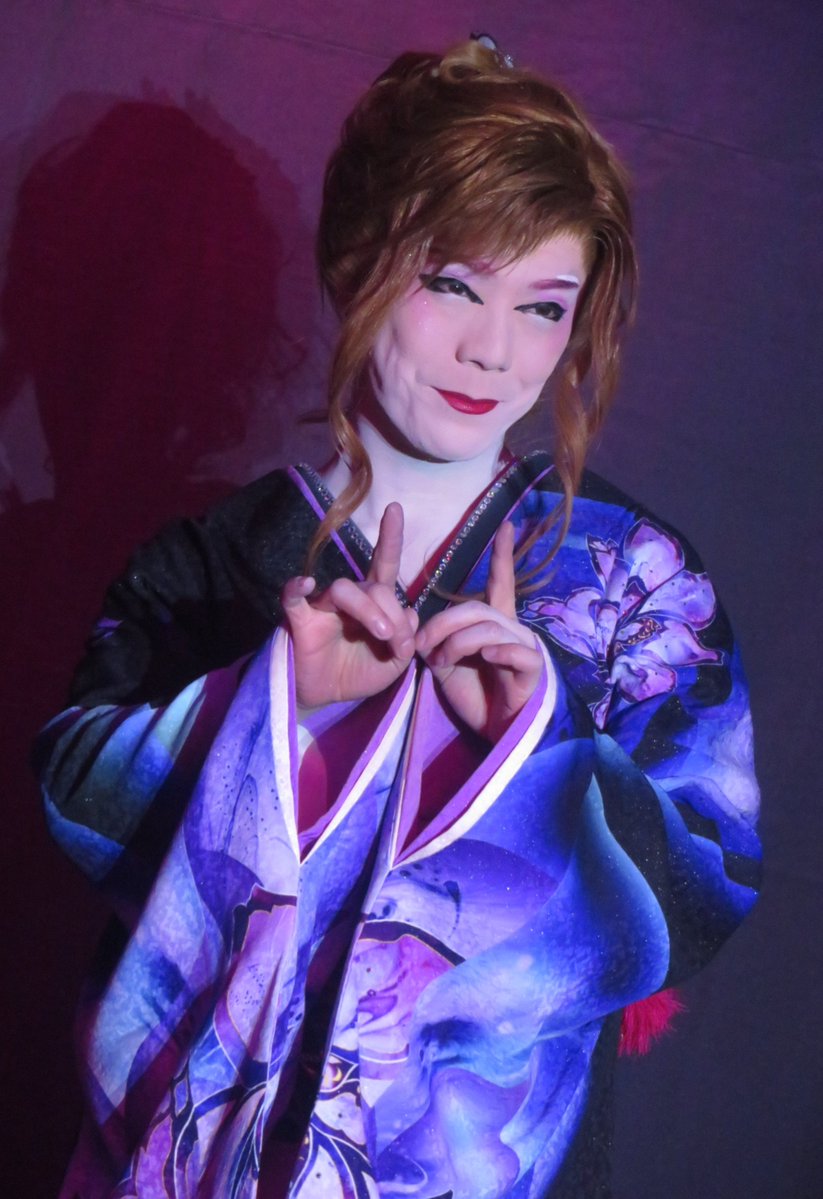 kayoko114's tweet photo. 9/27 鈴成り座
のぼる＆千春＆優翔＆神龍4人祭り
(夜)舞踊ショー
#花組むらさき 
特別ゲスト
#劇団神龍
#澤村神龍 
♬『この夜を止めてよ』 https://t.co/6TkmaIfZ9F