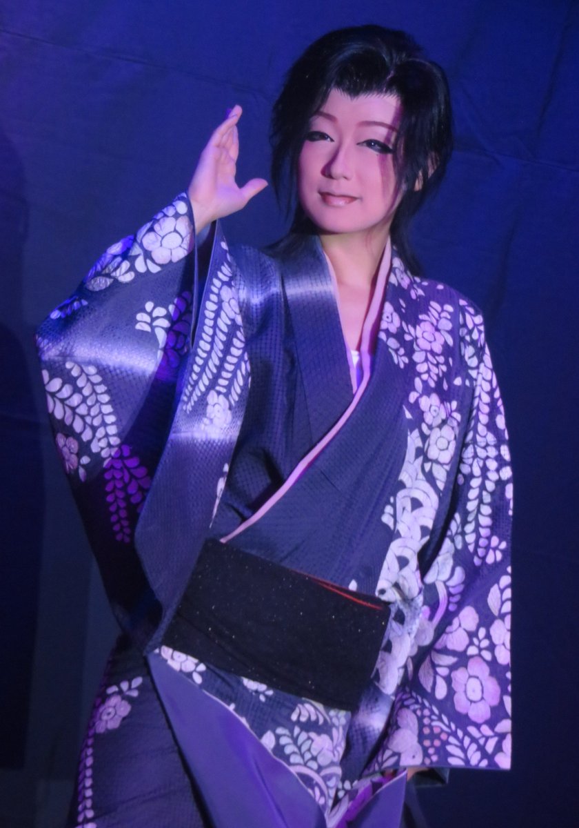 kayoko114's tweet photo. 9/27 鈴成り座
のぼる＆千春＆優翔＆神龍4人祭り
(夜)舞踊ショー
#花組むらさき 
#彩姫 https://t.co/LmrtOR3cnJ