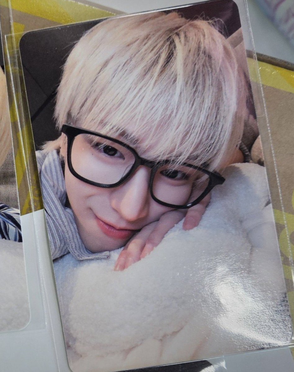 by2eoO's tweet photo. 입에 넣고 싶은 거 하나 더 생김 https://t.co/RAIBe6zaAn