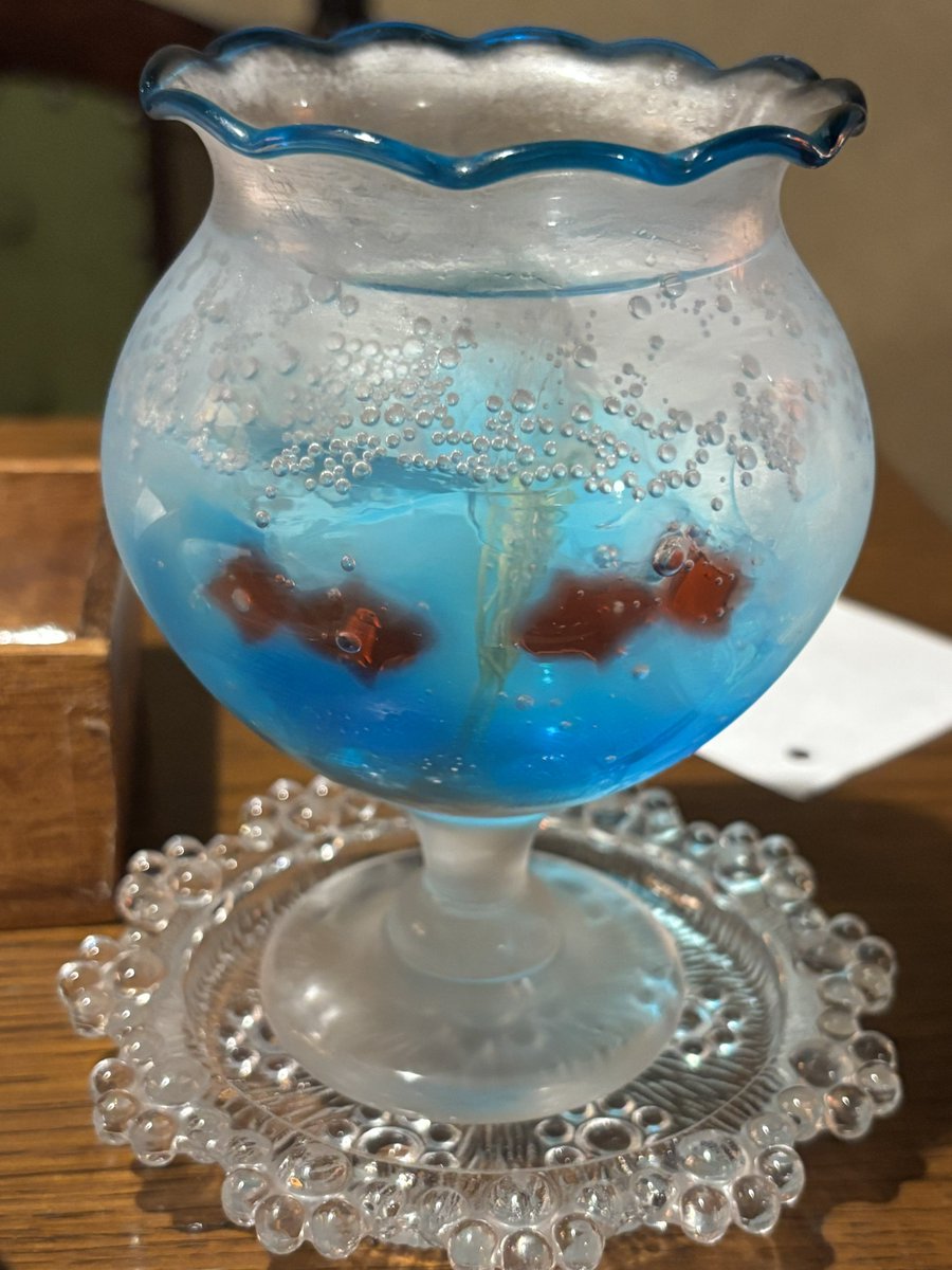 2412Meri's tweet photo. 大変久々の金魚庵にございますれば！！
周りがコーヒーやクリームソーダ飲みの中俺はガッツリ昼飯を食うのぜ……いや金魚庵のハントンライスがいっちゃんうまいからマジで
来年はビフテキある内にこようとおもう。 https://t.co/FVoypuDAEW
