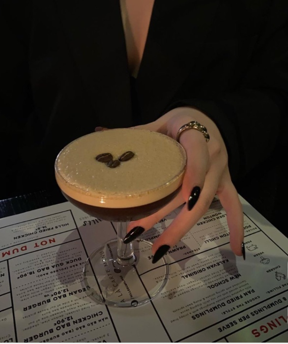 keptbyjade's tweet photo. I just received Cocktail from Shaun via Throne. 💋 https://t.co/IX5X5oSOGI