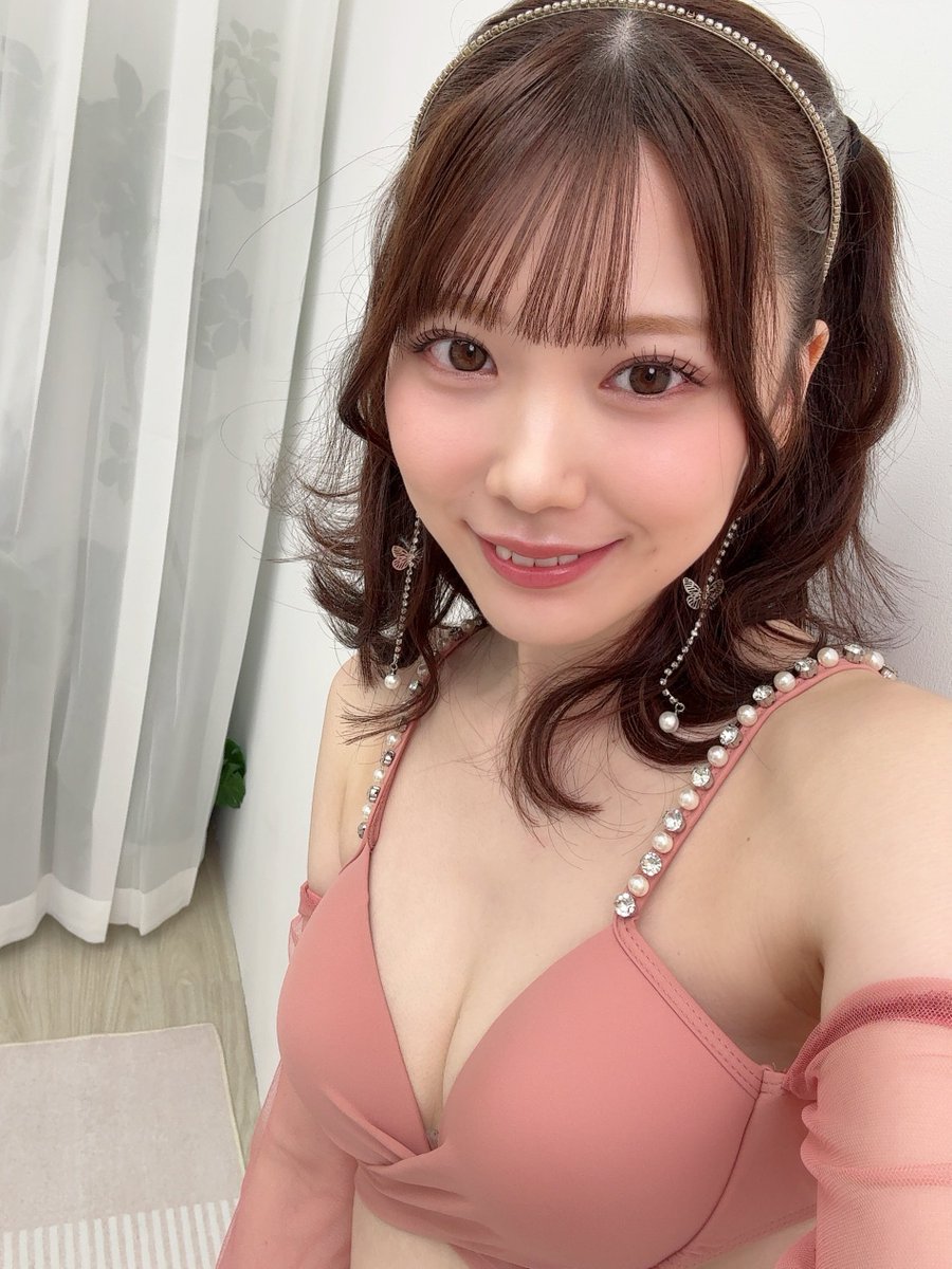 bJ3sK's tweet photo. ゴージャスな雰囲気の、石川澪ちゃん
#石川澪 https://t.co/Jf0aE64X6W