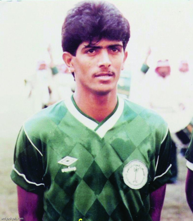 SirBlue15's tweet photo. سؤال صباحي على السريع :-

برأيك من أفضل صانع ألعاب (مركز 10) مر على
الكرة السعودية.. صناعة و رؤية ومهارة وإنجازات
من بين هؤلاء الأساطير الثلاثة .. ولماذا ؟
- فهد الهريفي .. - خالد مسعد .. - محمد نور .. https://t.co/FrLKtZYHnn