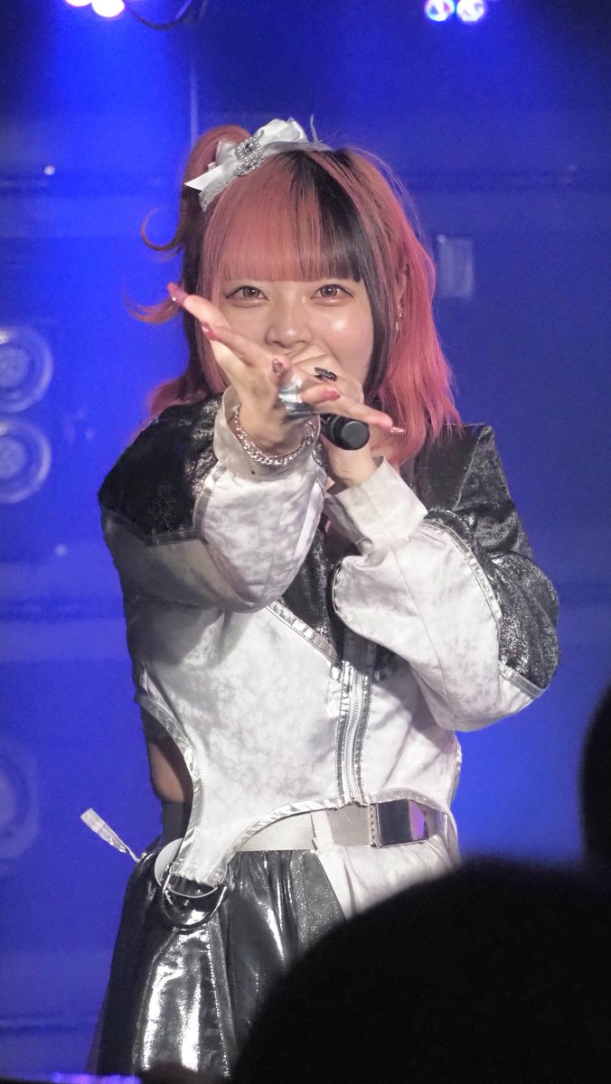OnlyLikeShika's tweet photo. 仙台にも神がいます

#凛々しくも臨界に咲くARTERIA
#アルテリア
#黒鳶あずさ
#あずニズム https://t.co/Z5g9zBY68Z