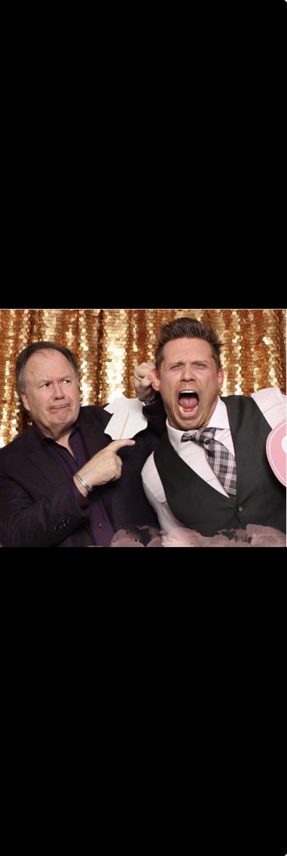 mikethemiz's tweet photo. This is crazy 3 of these posts in 2 days. Man, this is sad.  Growing up, I watched Dennis Haskins on TV and never imagined that one day I’d get to call him my friend.

When I finally met him, he was even better in person. He had this infectious laugh, and no matter when I saw him, he brought so much warmth and positivity with him. Dennis had this way of making you feel so special when you were around him. 

It’s hard to believe I won’t hear that laugh again. I’ll miss the friend I got to know, and I’ll always be grateful that someone who was part of my childhood became part of my life.

Rest in peace, Dennis.