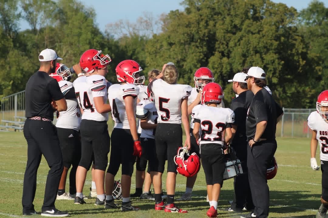 TerriAdams05's tweet photo. Rose Bud Jr. High got the win Friday night! Way to go! @TMobile @RoseBudRamblers #FN5GL #Entry #Rally4RB https://t.co/VHbxpDUqeD