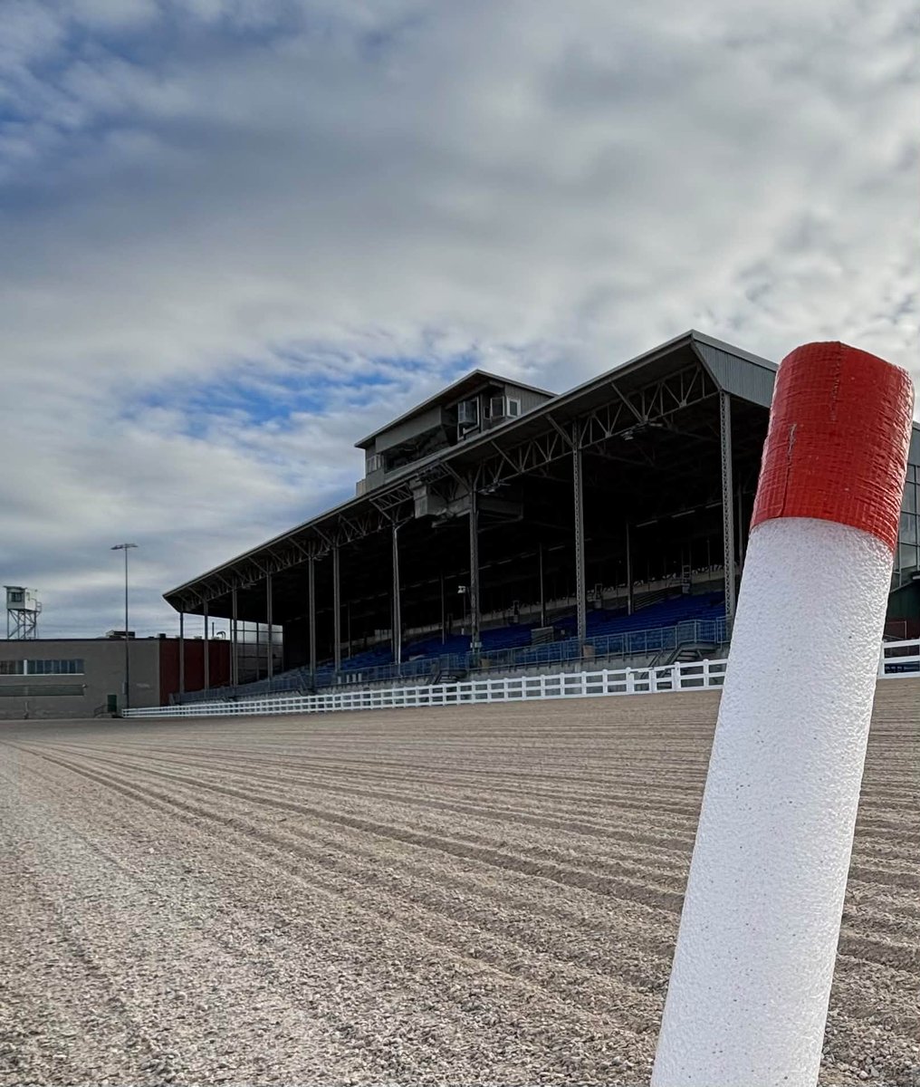 SugarDoyle's tweet photo. We took a little walk around the half-miler @TheRacewayWFD on Monday and everything looks good to go for Friday evening. ✅ https://t.co/aCMN2WkWWA