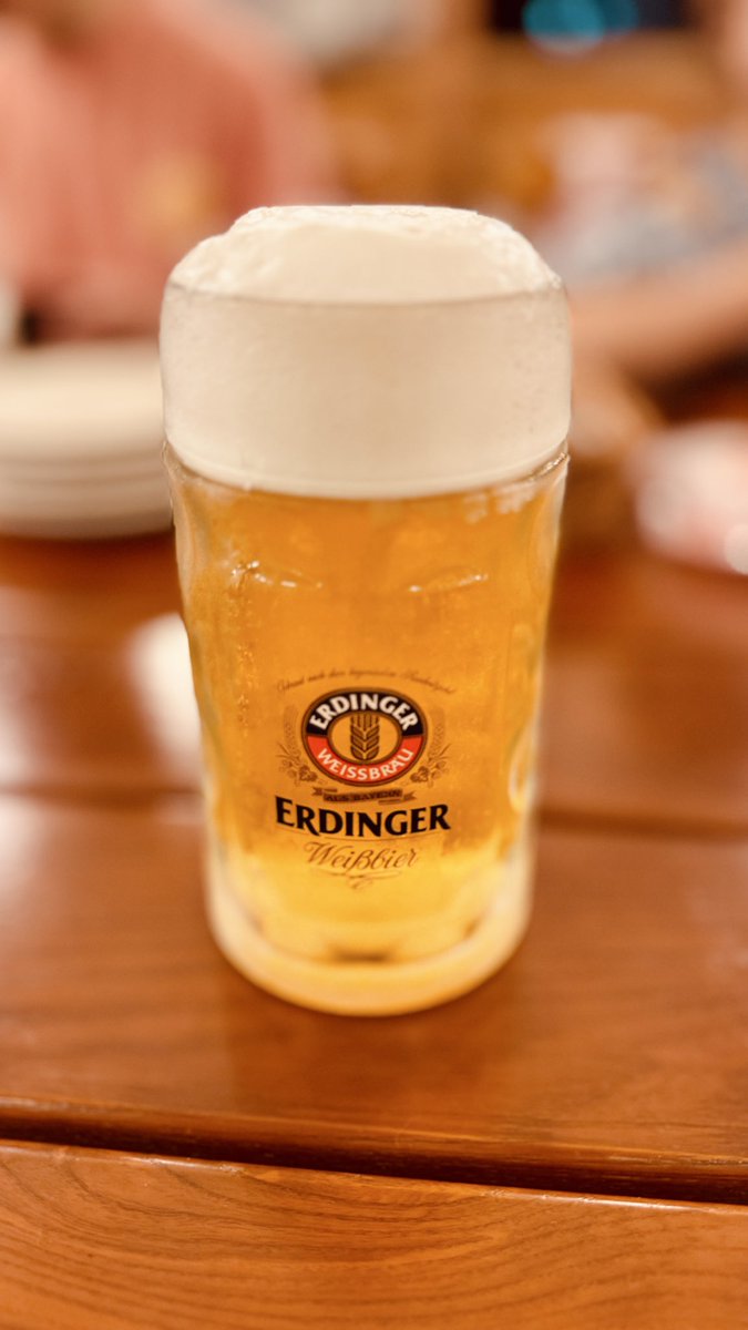 choco_bananas13's tweet photo. うま！
#エルディンガー　#erdinger https://t.co/RZZtB2WONh