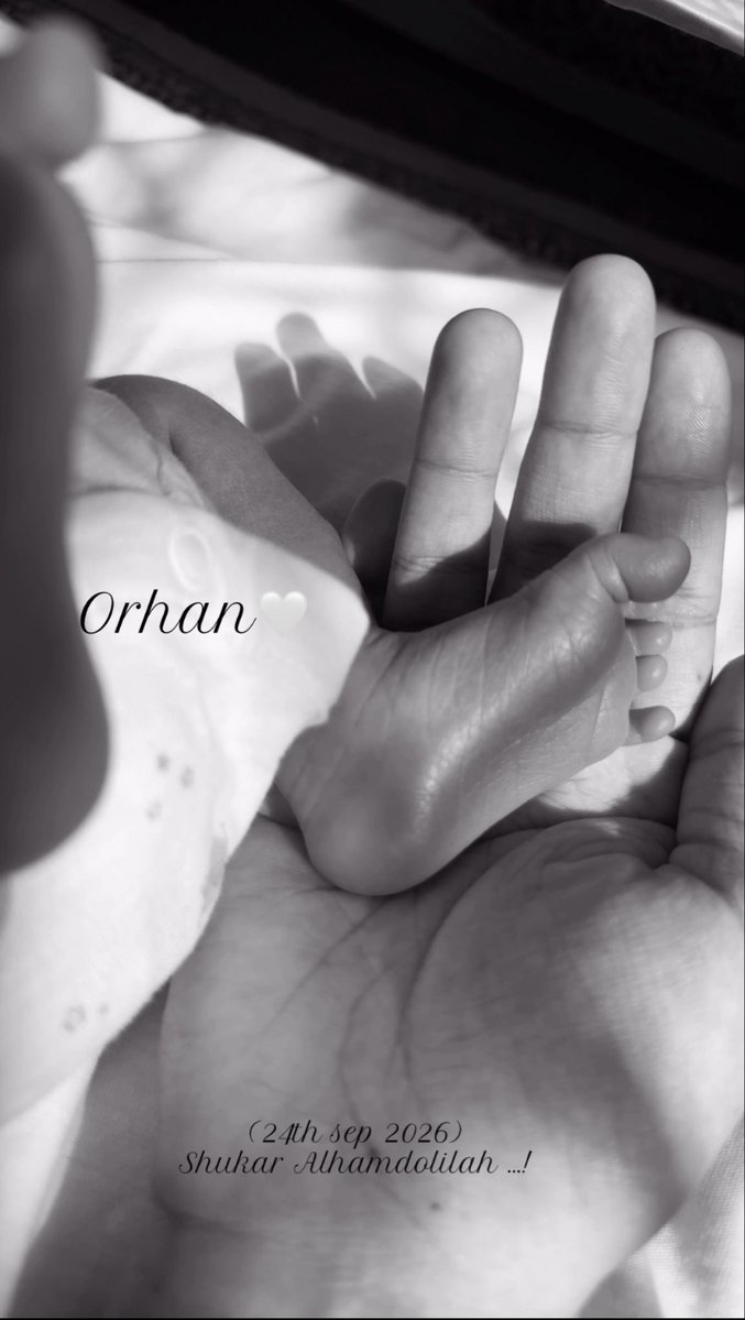 BXaryab's tweet photo. Sep 24th 2026, 
The day my life changed forever✨

Allah has blessed me with a Baby Boy ✨and my heart has never felt so full.
Alhamdulillah for this little miracle.
Sharing this joy with all of you, bcz U are family.

Remember us in your precious prayers.🤲 https://t.co/oEVrZDOR95