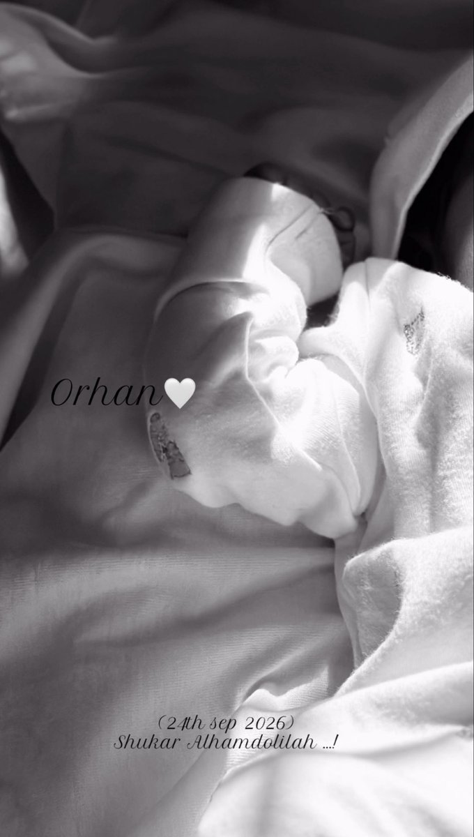 BXaryab's tweet photo. Sep 24th 2026, 
The day my life changed forever✨

Allah has blessed me with a Baby Boy ✨and my heart has never felt so full.
Alhamdulillah for this little miracle.
Sharing this joy with all of you, bcz U are family.

Remember us in your precious prayers.🤲 https://t.co/oEVrZDOR95
