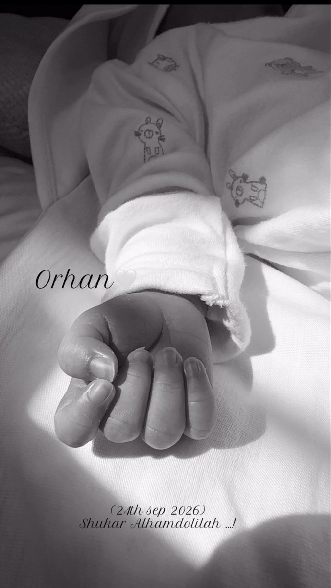 BXaryab's tweet photo. Sep 24th 2026, 
The day my life changed forever✨

Allah has blessed me with a Baby Boy ✨and my heart has never felt so full.
Alhamdulillah for this little miracle.
Sharing this joy with all of you, bcz U are family.

Remember us in your precious prayers.🤲 https://t.co/oEVrZDOR95