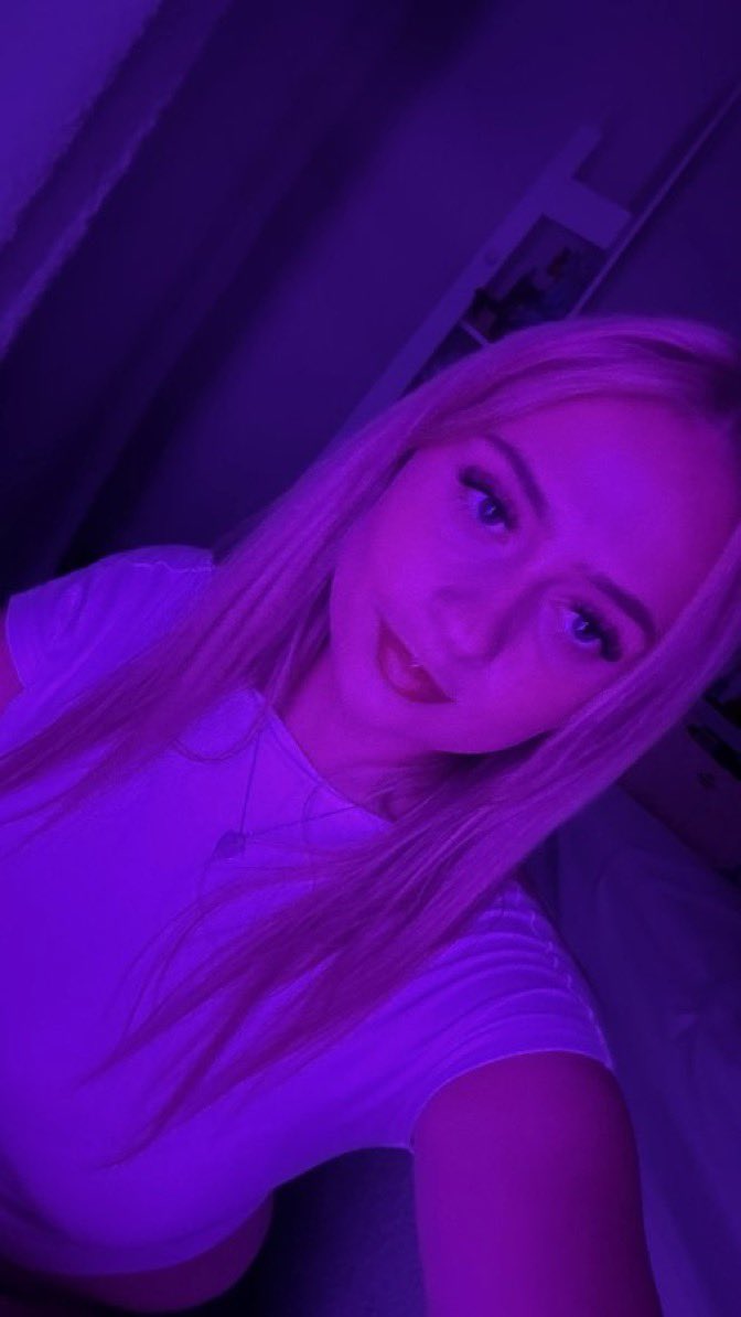 goddeesssbrook's tweet photo. The fact that you need my approval is almost adorable.βπππππ€πΎ
#Findom #Sissy #Femboy #FaceTime #Live #Sexting #RolePla https://t.co/mYXfL999gH