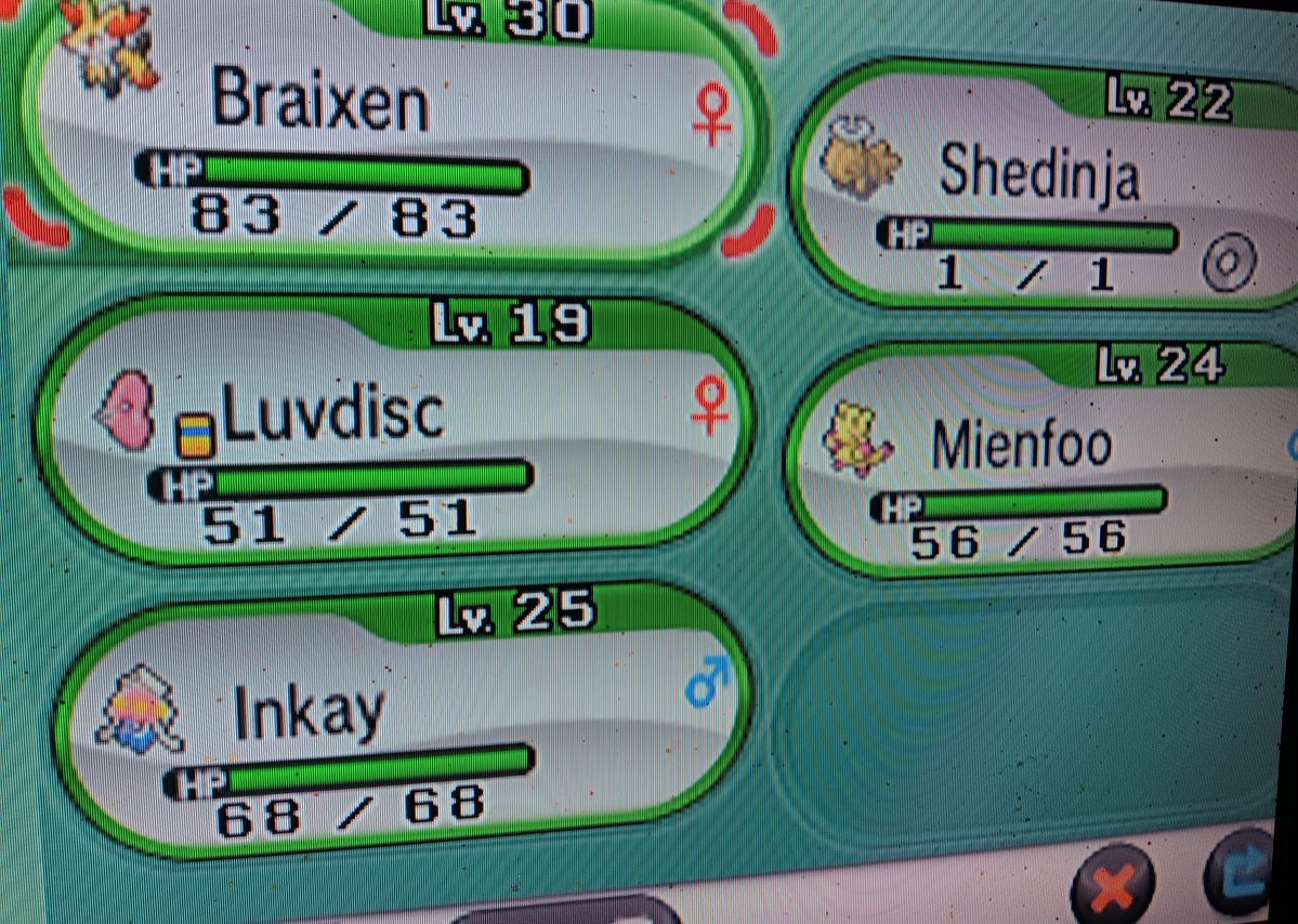 DISCARDEDSHELL's tweet photo. // old pokémon y picture from yesterday my team has leveled up more and evolved https://t.co/8D755rQAP6