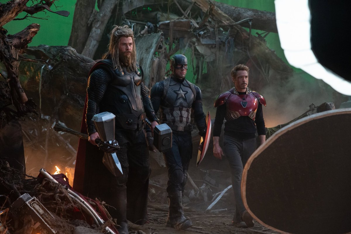 Cinedotmx's tweet photo. Es como volver al 2019 🥹 Con estas imagenes, nuestro querido Thor (#ChrisHemsworth) nos invita a revivir #avengersendgame en cines 🫶 No te la pierdas en Cinedot https://t.co/5QS5zviaAa
