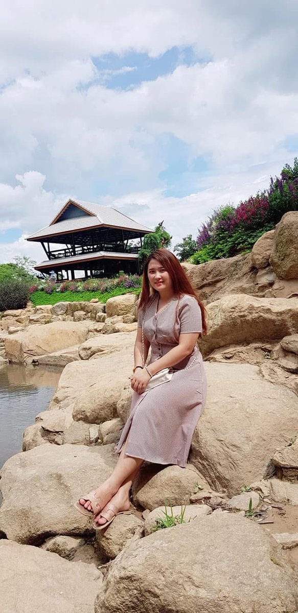 PoodSaik's tweet photo. เดินชมวิวที่น้ำตก🍃 https://t.co/QAMkBKBaEZ